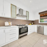 24 Saintly Avenue, WOLLERT, VIC 3750 AUS