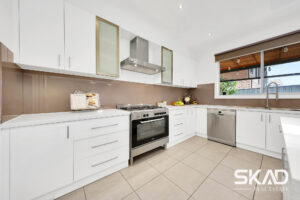 24 Saintly Avenue, WOLLERT, VIC 3750 AUS