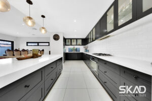 27 Dashing Road, CRAIGIEBURN, VIC 3064 AUS