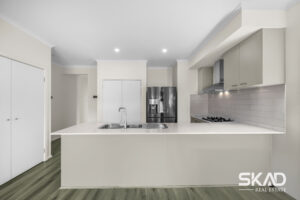 16 Brotus Way, DONNYBROOK, VIC 3064 AUS