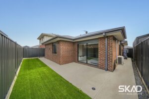 16 Brotus Way, DONNYBROOK, VIC 3064 AUS