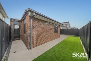 16 Brotus Way, DONNYBROOK, VIC 3064 AUS