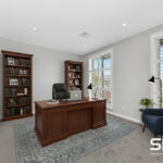 34 Pinnacle Chase, BEVERIDGE, VIC 3753 AUS