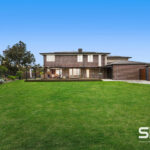 34 Pinnacle Chase, BEVERIDGE, VIC 3753 AUS