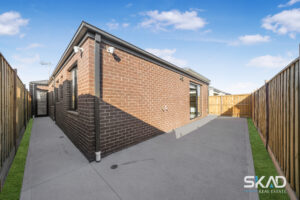 10 Driftwood Place, WOLLERT, VIC 3750 AUS