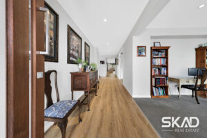 34 Pinnacle Chase, BEVERIDGE, VIC 3753 AUS