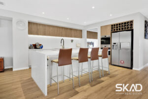 34 Pinnacle Chase, BEVERIDGE, VIC 3753 AUS