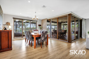 34 Pinnacle Chase, BEVERIDGE, VIC 3753 AUS