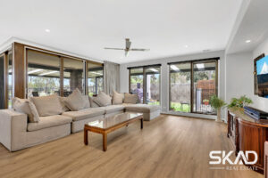 34 Pinnacle Chase, BEVERIDGE, VIC 3753 AUS