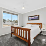 34 Pinnacle Chase, BEVERIDGE, VIC 3753 AUS