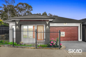 1 Elm Tree Place, MERNDA, VIC 3754 AUS