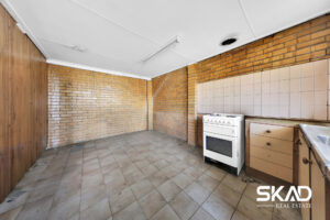 14 Stella Drive, THOMASTOWN, VIC 3074 AUS