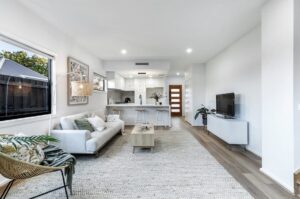 THOMASTOWN, VIC 3074 AUS