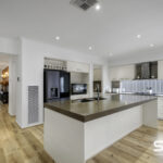 39 Matrix Circuit, CRAIGIEBURN, VIC 3064 AUS