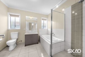 12 Dashing Road, CRAIGIEBURN, VIC 3064 AUS