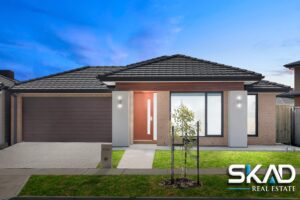 10 Notchwood Crescent, DONNYBROOK, VIC 3064 AUS