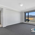 10 Notchwood Crescent, DONNYBROOK, VIC 3064 AUS