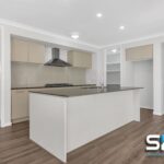 10 Notchwood Crescent, DONNYBROOK, VIC 3064 AUS