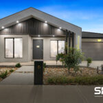 15 Darwinia Drive, MICKLEHAM, VIC 3064 AUS