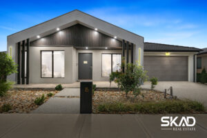 15 Darwinia Drive, MICKLEHAM, VIC 3064 AUS