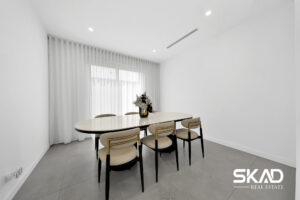 15 Darwinia Drive, MICKLEHAM, VIC 3064 AUS