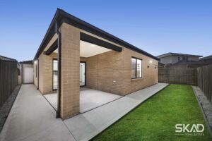 8 Patch Road, DONNYBROOK, VIC 3064 AUS