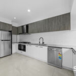 30 Bainbridge Close, CRAIGIEBURN, VIC 3064 AUS