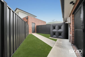 30 Bainbridge Close, CRAIGIEBURN, VIC 3064 AUS