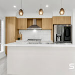 8 Mottlecah Circuit, CRAIGIEBURN, VIC 3064 AUS