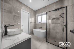 1 Elm Tree Place, MERNDA, VIC 3754 AUS