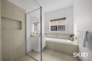 3 Brotus Way, DONNYBROOK, VIC 3064 AUS