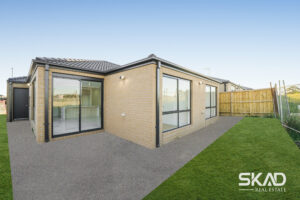 12 Munster Road, DONNYBROOK, VIC 3064 AUS