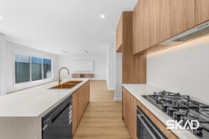 5 Alisterus Road, KALKALLO, VIC 3064 AUS