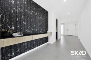 15 Darwinia Drive, MICKLEHAM, VIC 3064 AUS