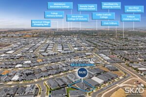15 Darwinia Drive, MICKLEHAM, VIC 3064 AUS