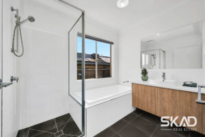 559 Cameron Street, DONNYBROOK, VIC 3064 AUS