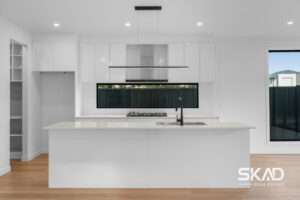 6 Lowline Way, WOLLERT, VIC 3750 AUS