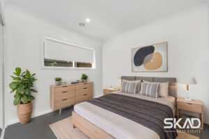 8 Mottlecah Circuit, CRAIGIEBURN, VIC 3064 AUS