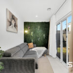 8 Mottlecah Circuit, CRAIGIEBURN, VIC 3064 AUS