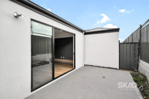 11 Currawong Street, KALKALLO, VIC 3064 AUS