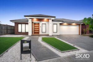 12 Dorcas Road, MICKLEHAM, VIC 3064 AUS