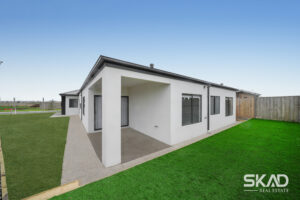 4 Golden Parkway, DONNYBROOK, VIC 3064 AUS