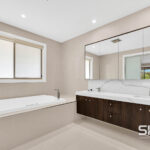10 Sanctuary Rise, MICKLEHAM, VIC 3064 AUS