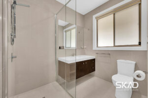 10 Sanctuary Rise, MICKLEHAM, VIC 3064 AUS