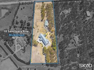 10 Sanctuary Rise, MICKLEHAM, VIC 3064 AUS