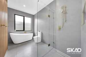 MICKLEHAM, VIC 3064 AUS