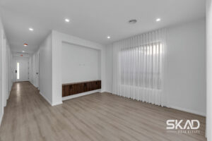 13 Reminis Drive, DONNYBROOK, VIC 3064 AUS