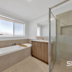 8 Ranger Street, BONNIE BROOK, VIC 3335 AUS