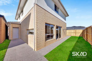 8 Ranger Street, BONNIE BROOK, VIC 3335 AUS