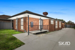 1/4 Hoop Court, MILL PARK, VIC 3082 AUS